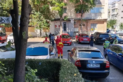 Pericol lângă Școala Gimnazială Tudor Arghezi din Pitești