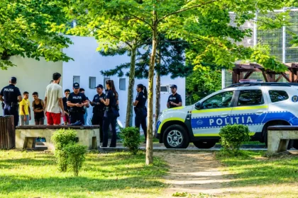 Poliția Argeș desfășoară acțiuni fulger în școli