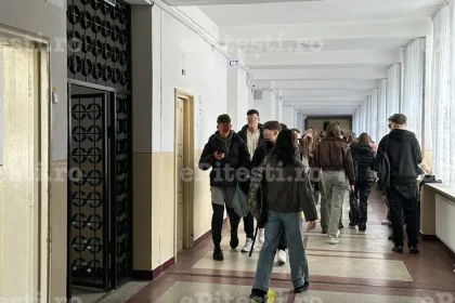 Weekend prelungit pentru elevi. Ziua în care nu merg la școală