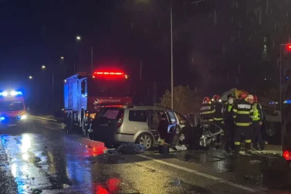 Accident grav pe DN67, în Vâlcea: un tânăr de 25 de ani