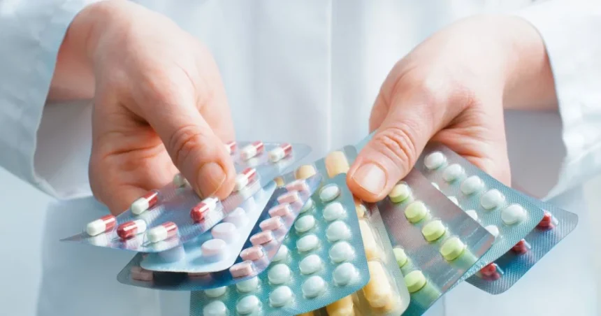 Ai răcit? Medicamentele care nu te vindecă mai repede și pot fi periculoase