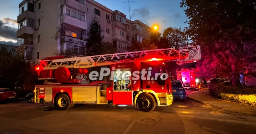 Panică într-un bloc din Pitești! Pompierii intervin de urgență