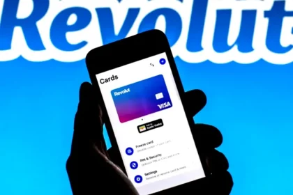 Revolut se confruntă cu probleme majore: milioane de clienți români sunt afectați